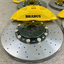 ForzaCCB 400x36mm carbon ceramic brake rotor paired with a yellow Brabus caliper for Mercedes AMG.