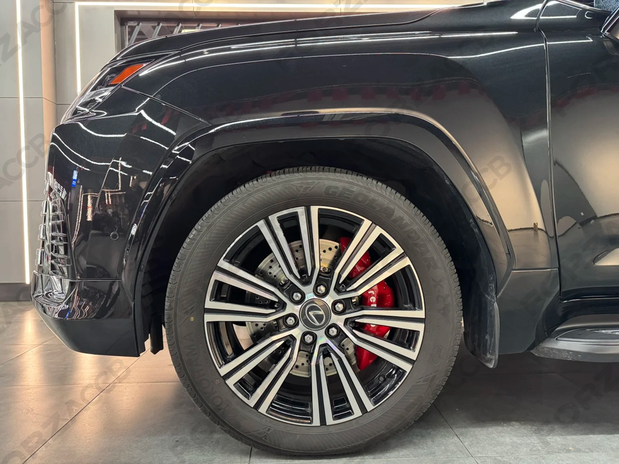 Lexus LX700h