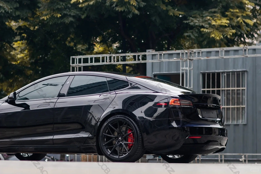 Tesla Model S Plaid