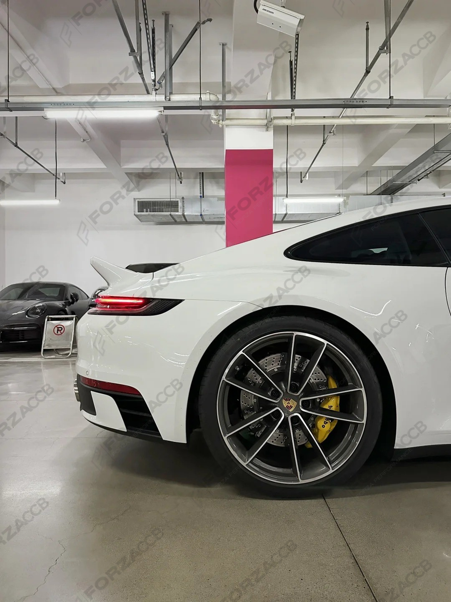 Porsche 911 (992) Carrera
