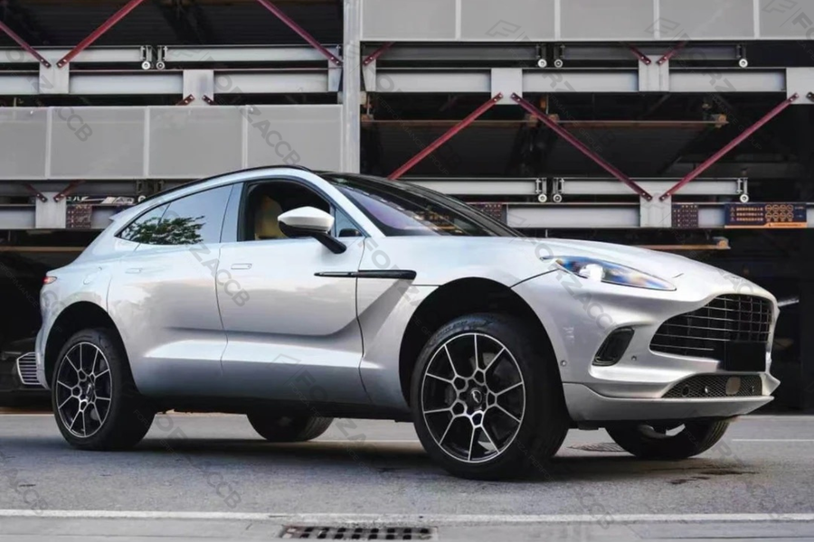 Aston Martin DBX