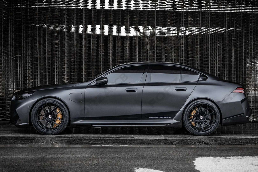 BMW M5 G90