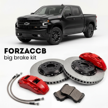 Black Chevrolet Silverado 1500 IV Double Cab (2018-2021) shown above a ForzaCCB iron rotor big brake kit with 2x red 6-piston front calipers, 2x two-piece floating ventilated brake discs 380 mm, set of brake pads, and brake lines.